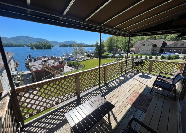 Lakeview Suite - Bottom Unit deck